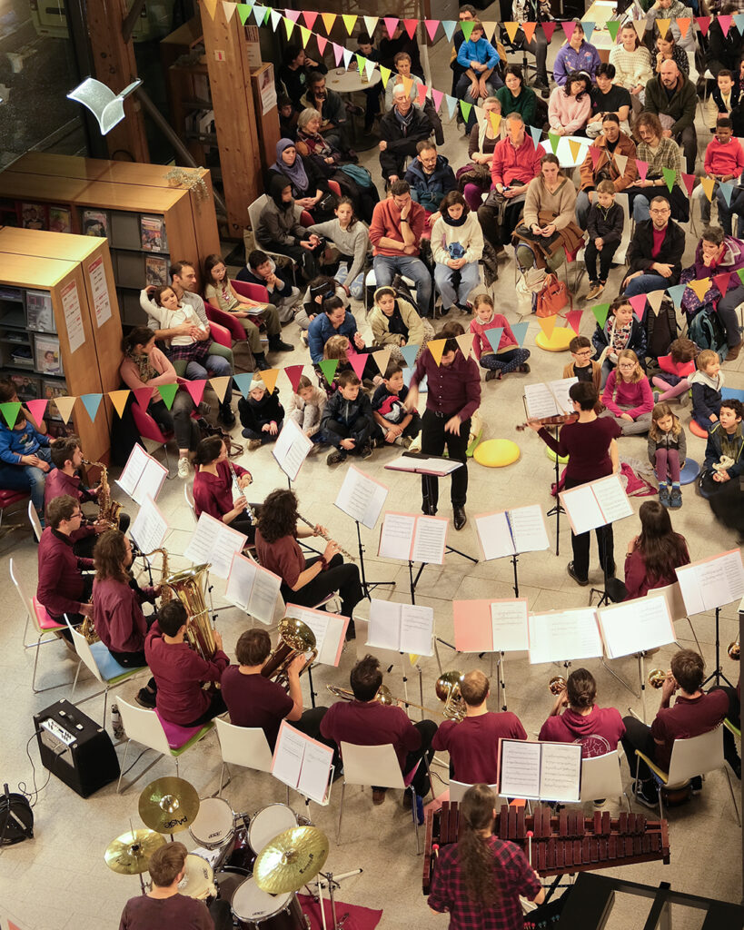 La band'originale lyonnaise en concert à la médiathèque d'Oullins, en janvier 2025